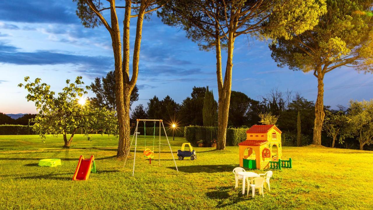 Villa Elisa 16, Emma Villas Fucecchio Buitenkant foto